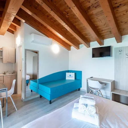 Апарт-отель Club Del Sole Desenzano Boutique