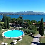 Desenzano Village Aparthotel 4*