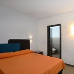 מלון דירות Club Del Sole Desenzano Boutique 4*
