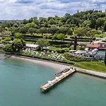 Desenzano Village Aparthotel 4*