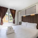Desenzano Village 4*