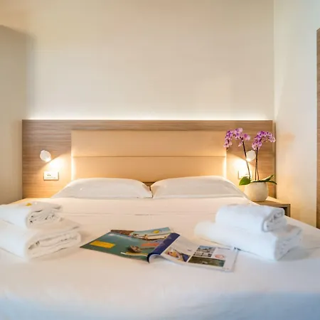 Aparthotel Club Del Sole Desenzano Boutique Desenzano del Garda