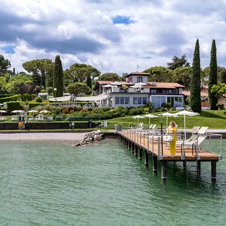 Club Del Sole Desenzano Boutique 4*