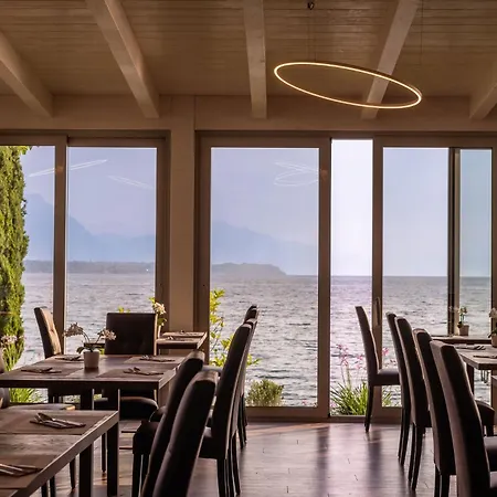 Club Del Sole Desenzano Boutique 4*