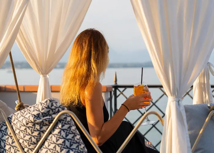 Club Del Sole Desenzano Boutique 4*
