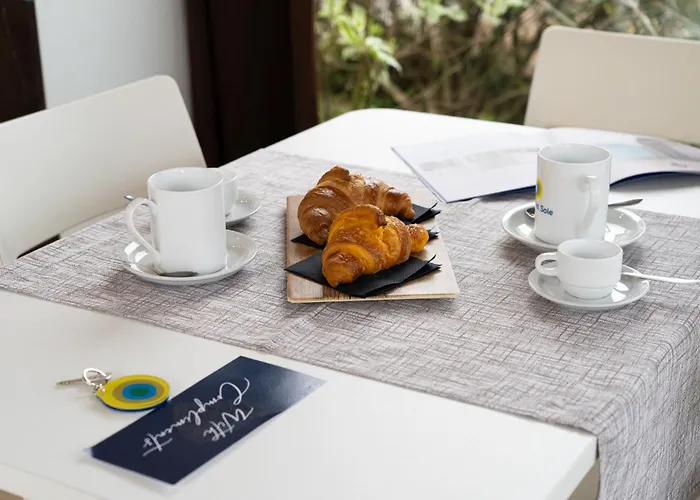 Club Del Sole Desenzano Boutique アパートホテル 4*